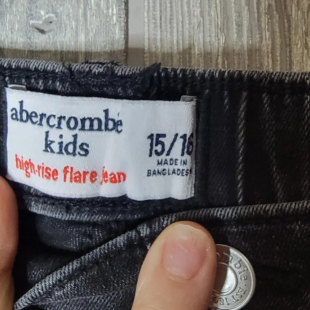 Abercrombie Kids Girls High Rise Flare Jeans Black Button Fly Patch Size 15/16